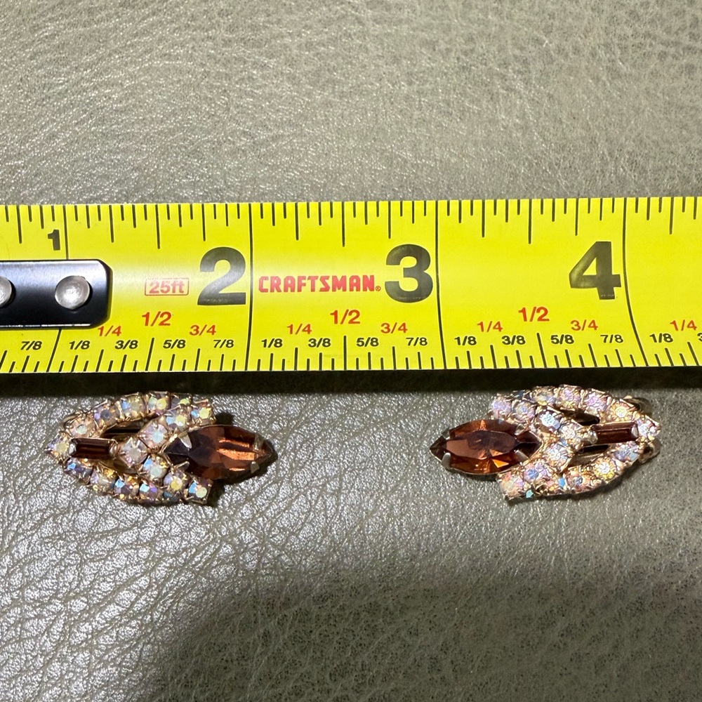 Vintage Gold Tone Brown Glass AB Rhinestone Clip On Earrings - Picture 4 of 5